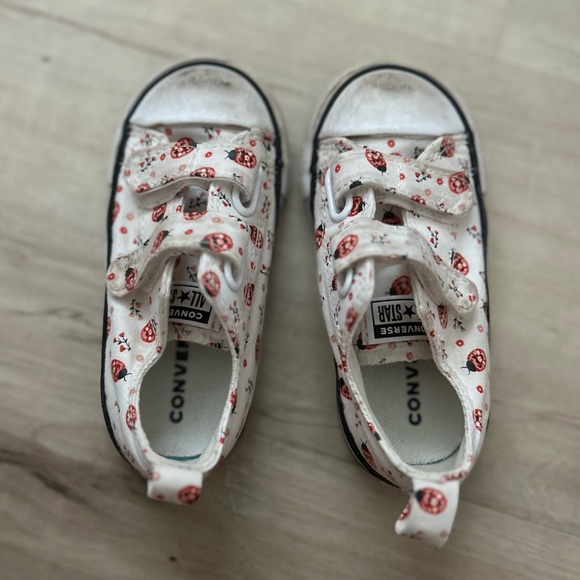 Ladybug converse - Picture 2 of 4